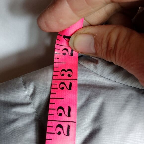 Eddie Bauer down puffer jacket - Picture 7 of 7